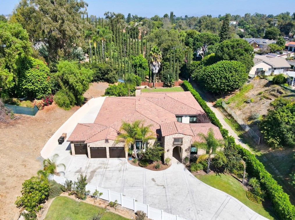 1051 W Arroyo Dr, Fullerton, CA 92833
