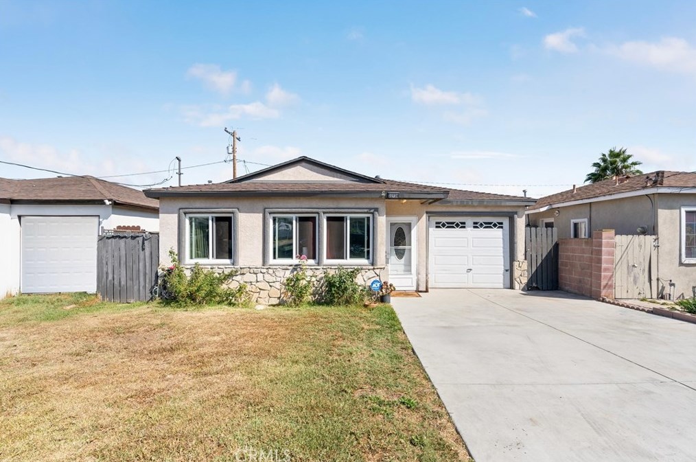 22728 Delford Ave, Long Beach, CA 90745