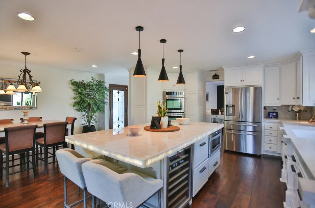 1426 Old River Rd, Fullerton, CA 92831