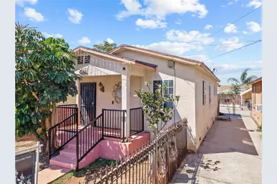 225 S Kern Avenue, Los Angeles, CA 90022 - Photo 2