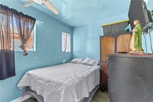 225 S Kern Ave, Los Angeles, CA 90022 - Photo 18