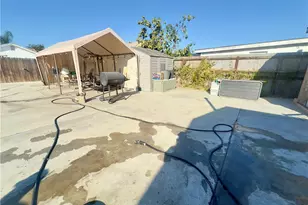 223 S Kern Ave, Los Angeles, CA 90022 - Photo 8