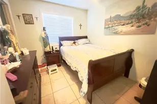 223 S Kern Ave, Los Angeles, CA 90022 - Photo 4