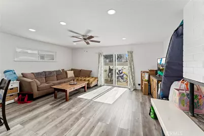 319 14th Street, Huntington Beach, CA 92648 - Photo 28