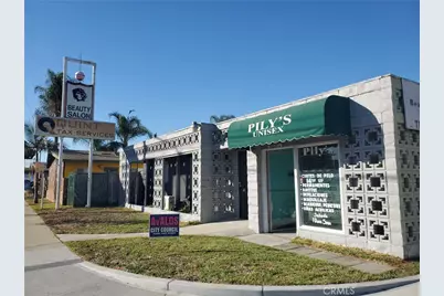 10821 Cassina, South Gate, CA 90280 - Photo 2