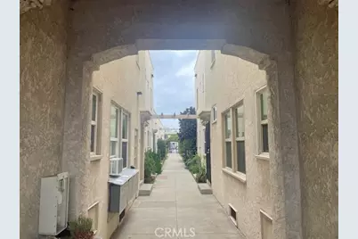 1738 E 4th Street #1, Long Beach, CA 90802 - Photo 8