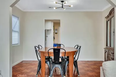 5864 Bonsallo Avenue, Los Angeles, CA 90044 - Photo 12