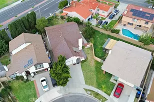 17105 Holmes Cir, Cerritos, CA 90703 - Photo 2