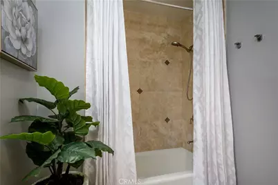 4557 Don Timoteo Drive, Los Angeles, CA 90008 - Photo 22