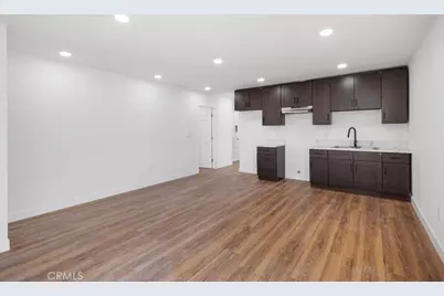 727 E 94th Street, Los Angeles, CA 90002 - Photo 10