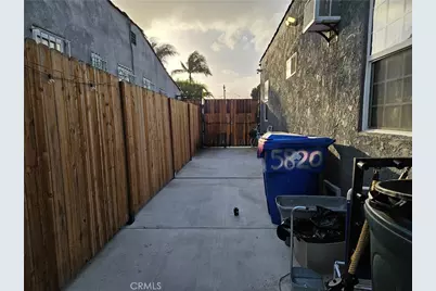 5820 Cimarron Street, Los Angeles, CA 90047 - Photo 34