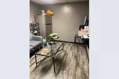 562 W Valley Boulevard, Colton, CA 92324 - Photo 8