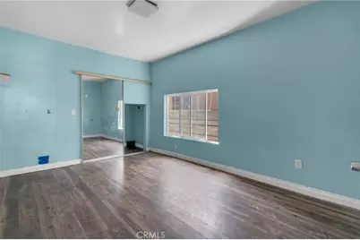 229 W 82nd Street, Los Angeles, CA 90003 - Photo 12