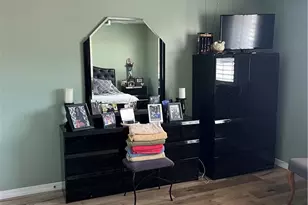 995 E 55th St, Los Angeles, CA 90011 - Photo 26