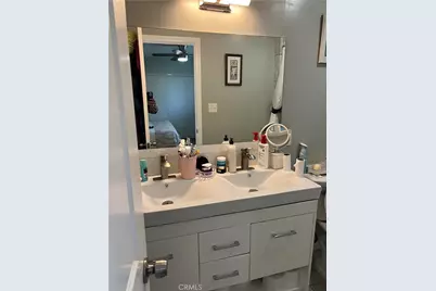 995 E 55th Street, Los Angeles, CA 90011 - Photo 36