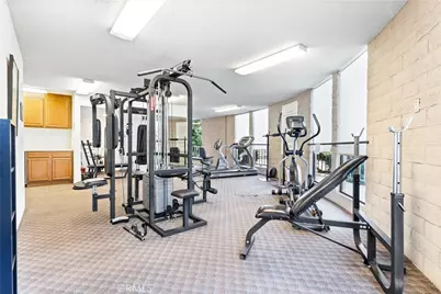 2700 E Panorama Drive #402, Signal Hill, CA 90755 - Photo 26