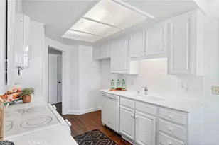 2700 E Panorama Dr, Signal Hill, CA 90755 - Photo 10