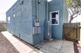 7400 S Hobart, Los Angeles, CA 90047 - Photo 32