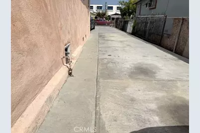 3334 Estrada St, Los Angeles, CA 90023 - Photo 2