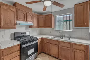 11513 S San Pedro, Los Angeles, CA 90061 - Photo 6