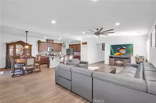 11081 Clear Lake Ln, Jurupa Valley, CA 91752 - Photo 12