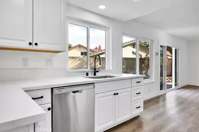 18006 Point Conception, Cerritos, CA 90703 - Photo 16
