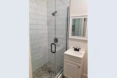 351 N Spaulding Ave, Los Angeles, CA 90036 - Photo 24