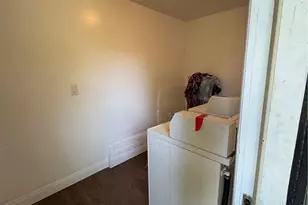 1566 Rollins, Los Angeles, CA 90063 - Photo 20