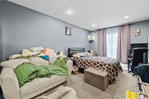 7035 Woodley, Van Nuys, CA 91406 - Photo 14