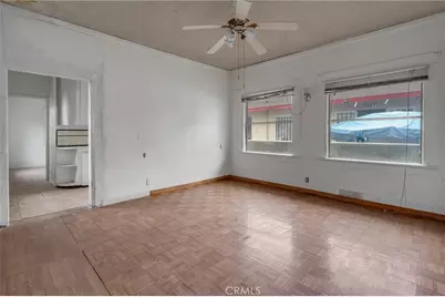 1021 W 48th, Los Angeles, CA 90037 - Photo 18