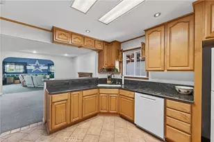 8812 Sapphire Ave, Westminster, CA 92683 - Photo 18