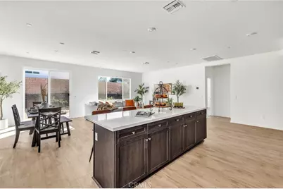 4884 Sicily, Lake Elsinore, CA 92530 - Photo 10