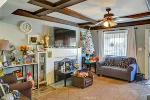 5008 Cimarron, Los Angeles, CA 90062 - Photo 10