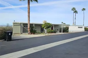 1536 S State St, Hemet, CA 92543 - Photo 2