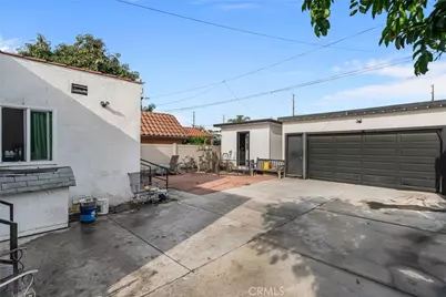 827 E 97th, Los Angeles, CA 90002 - Photo 36