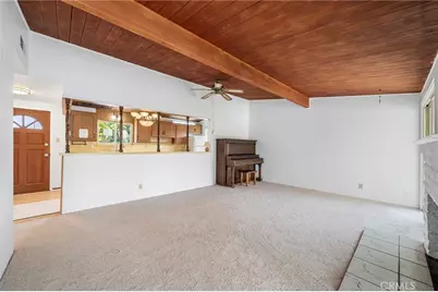 10031 Burgundy, Anaheim, CA 92804 - Photo 8