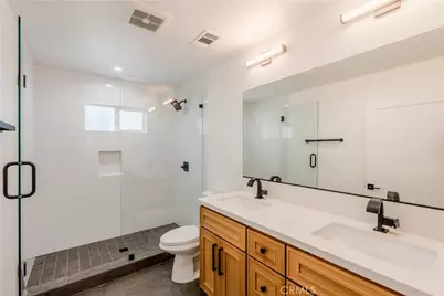 5503 Adenmoor, Lakewood, CA 90713 - Photo 12
