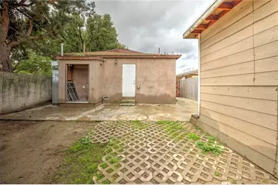 15364 Naranja, Paramount, CA 90723 - Photo 24