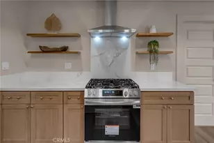 520 E 8th St, Corona, CA 92879 - Photo 14