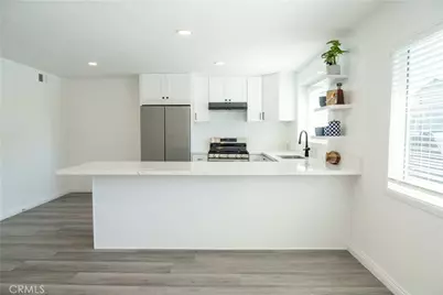 41 Scottsdale, Carson, CA 90745 - Photo 2