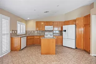 22905 Canyon View Dr, Corona, CA 92883 - Photo 10