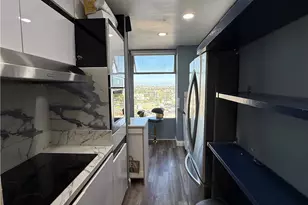 100 Atlantic Ave, Long Beach, CA 90802 - Photo 20