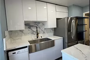 100 Atlantic Ave, Long Beach, CA 90802 - Photo 10