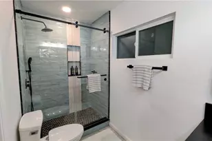 216 15th St, Seal Beach, CA 90740 - Photo 18