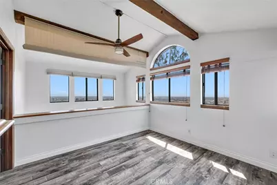 2215 Molino Avenue #B, Signal Hill, CA 90755 - Photo 18