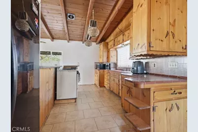 19876 Lodema Road, Apple Valley, CA 92307 - Photo 14