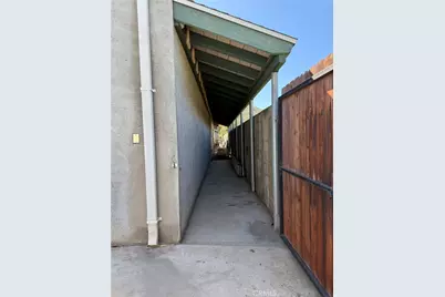 18284 9th Street, Bloomington, CA 92316 - Photo 34