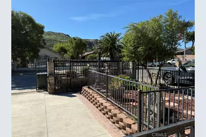 18284 9th Street, Bloomington, CA 92316 - Photo 4