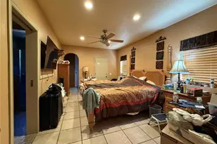 18284 9th St, Bloomington, CA 92316 - Photo 20