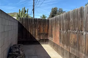 18284 9th St, Bloomington, CA 92316 - Photo 32